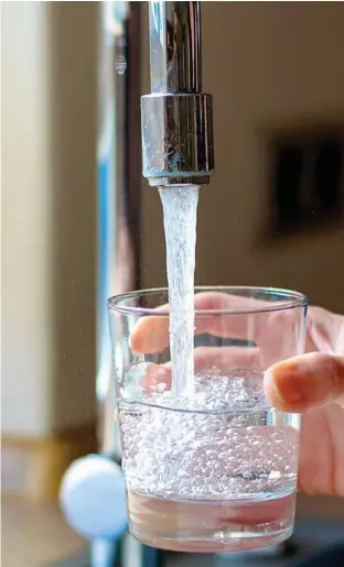  ??  ?? La Federación señala que el agua española sobresale en calidad.