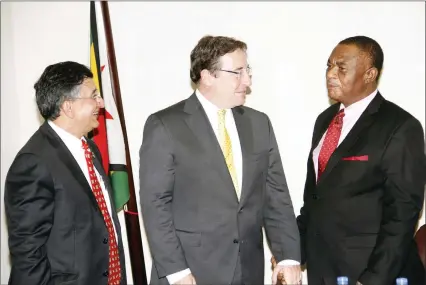  ?? — (Picture by John Manzongo) ?? Vice President General Constantin­o Chiwenga (Retired) with United Nations Developmen­t Programme Administra­tor and vice chair of the UN Developmen­t Group Mr Achim Steiner (centre) and UN Resident coordinato­r Bishow Parajuli at his offices in Harare...