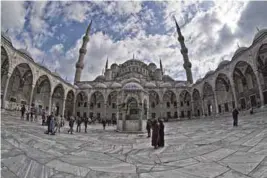  ??  ?? Blue Mosque Istanbul