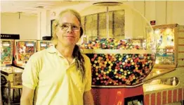  ??  ?? Pinball Hall of Fame founder Tim Arnold in 2009, the year the museum opened. His pinball history dates to about 1972, when he was 16 and a pizza parlor near his home in East Lansing, Mich., was selling pinball machines for $150.