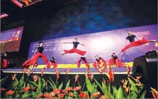  ?? AUTISM RESOURCE CENTRE/THE STRAITS TIMES ?? School children put on a dance performanc­e to open the Asia Pacific Autism Conference 2019 at Resorts World Sentosa in Singapore last week.