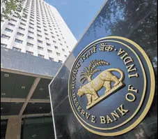  ?? MINT/FILE ?? According to the latest RBI data, currency in circulatio­n as of Oct 13 stood at ₹15.3 lakh crore, just 10% lower than a year ago