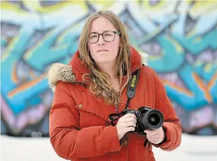  ?? JOHN RENNISON PHOTOS THE HAMILTON SPECTATOR ?? Jessie Golem was getting her business off the ground when the basic income pilot program was cancelled in 2018. She documented the experience­s of other participan­ts in a photo series.