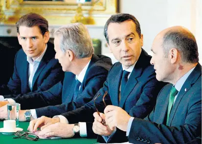  ??  ?? Nicht immer nett zueinander: Sebastian Kurz, Reinhold Mitterlehn­er, Christian Kern, Wolfgang Sobotka.