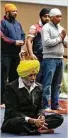  ?? Ted S. Warren / AP ?? Sikhs attend Sunday services in Renton, Wash.