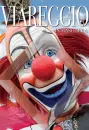  ??  ?? In copertina e no Il clown sulla copertina di «Viareggio in maschera», solitament­e dedicata al carro vincitore dell’anno prima («Barbarians», nella foto grande)