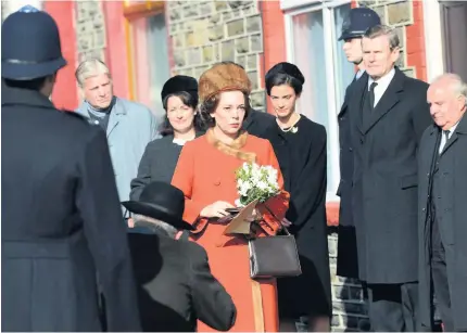  ?? WALES NEWS SERVICE ?? Olivia Colman as Queen Elizabeth filming scenes for The Crown in Cwmaman