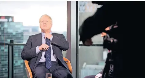  ?? FOTO: DPA ?? Mit Auftritten in Programmen der BBC hatte Boris Johnson – wie hier im September in der „Andrew Marr Show“– bisher keine Probleme.