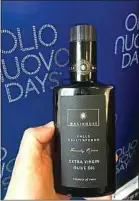  ??  ?? L’huile sicilienne Magihouse a été primée par les Olio Nuovo Days.