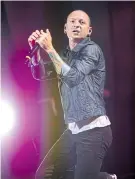  ??  ?? Chester Bennington performs at the Riverbend Music Center in Cincinnati, Ohio, in 2012.