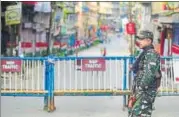  ?? AFP FILE ?? The shutdown began on June 15 following a police raid on the residence and office of GJM chief Bimal Gurung.