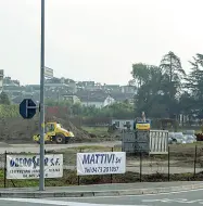  ??  ?? Ruspe al lavoro L’area del cantiere aperto dalla Bls per realizzare le opere di urbanizzaz­ione