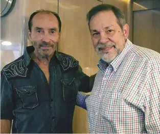  ??  ?? Gold owner and spokesman for Universal Coin & Bullion, country music superstar Lee Greenwood (left) met with Mike Fuljenz at a 2020 concert Greenwood performed in Conroe, Texas in support of law enforcemen­t agencies.