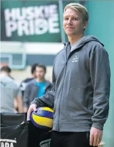  ?? GREG PENDER ?? New Huskies men’s volleyball coach Joel Dyck played on the team’s starting lineup in 2012-13.