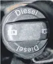  ?? FOTO: DPA ?? Dieselfahr­zeuge stoßen vermehrt Stickoxide aus – Benziner dafür mehr CO2.