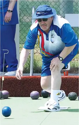  ??  ?? Longwarry’s Garth Walker sends down a ball in division six at Garfield on Saturday. His rink lost but Longwarry won overall.