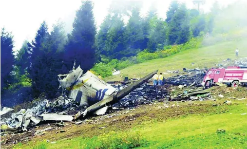  ?? AP ?? Foto de archivo del accidente del avión en el que viajaban 62 militares que regresaban de una misión en Afganistán