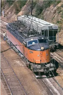  ??  ?? Little Joe E79 switches a single covered hopper in the small yard at Avery in July 1973, demonstrat­ing its versatilit­y.