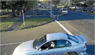  ?? SUPPLIED ?? Taupo Police are asking for any informatio­n on this Silver Holden Commodore Sedan.