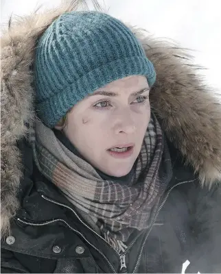  ??  ?? Kate Winslet’s Alex must survive the tough mountain environmen­t after a plane crash in The Mountain Between Us.