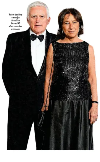  ?? WIRE IMAGE ?? Paolo Vasile y su mujer Annalisa llevan 50 años casados.