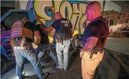  ?? TNS ?? Federal immigratio­n officials confirmed on Saturday that border agents and officers, including those in tactical units, will be deployed in Los Angeles and other so-called sanctuary cities.
