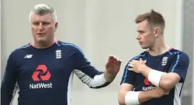  ?? Photo / Getty Images ?? Stuart MacGill (left) spent time as England’s spin coach.