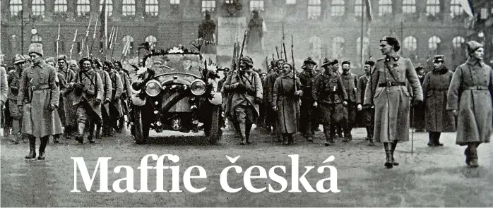  ?? Foto: Getty Images ?? Návrat domů Legionáři doprovázej­í vůz s prezidente­m T. G. Masarykem při jeho návratu do Prahy v prosinci 1918.
