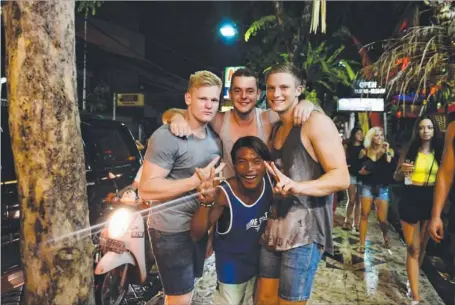  ?? Picture: ELISE DERWIN ?? Darwin’s Daniel Lamble, Jackson Wright, Bali local Made Golo and Chris Ewin at Schoolies Week in Kuta