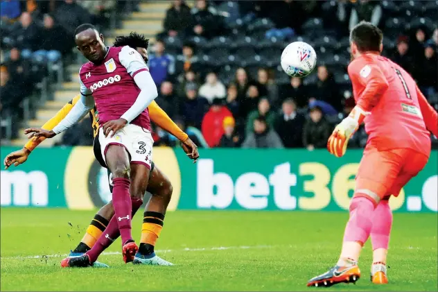  ?? PICTURES: Action Images ?? HIGH AND WIDE: Aston Villa’s Albert Adomah shoots over the bar as they drew a blank at the KCOM Stadium