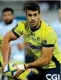  ??  ?? Selection sacrifice: Clermont’s Patricio Fernandez (left) and Juan Imhoff (right) of Racing 92 are unavailabl­e to Argentina head coach Hourcade