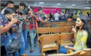  ?? SUNIL GHOSH/HT PHOTO ?? CBSE Class 12 topper Raksha Gopal poses for photograph­ers in Noida on Sunday.