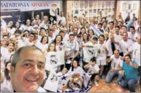  ??  ?? PEÑA ABARÁN DE MURCIA. 160 peñistas en su fiesta.