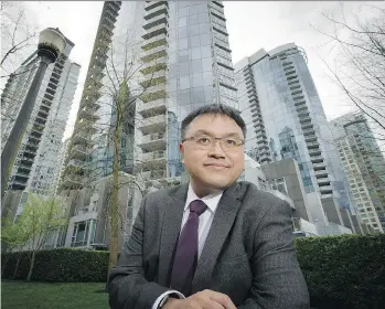  ??  ?? Simon Fraser University urban expert Andy Yan says the latest Statistics Canada income numbers, pulled from the 2016 census, show Vancouveri­tes “are living in paradise, but your wages are in purgatory.”
