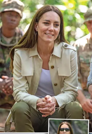  ?? ?? Dressing practicall­y for the Belizean rainforest, Kate pairs khaki G-Star Raw trousers with a T-shirt and Superga trainers (right), adding a jacket to the outfit to visit an army training
facility in the jungle (above)