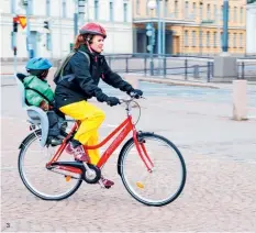  ??  ?? 3- Helsinki bisikletle rahatça gezilebili­yor. Helsinki is a cyclingfri­endly city.