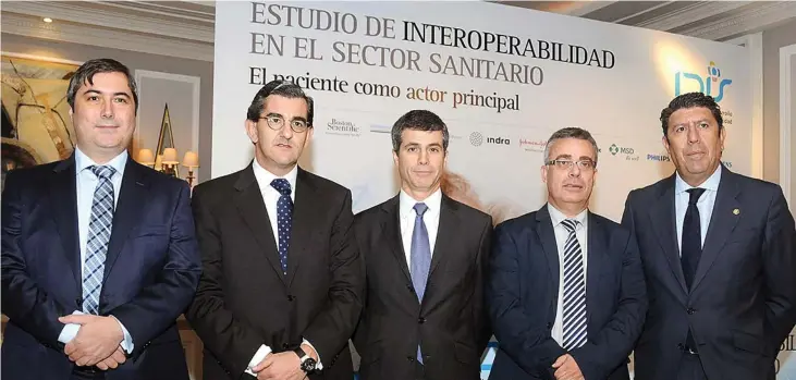  ?? EE ?? L. Martínez del Pino, J. Abarca, A. Fernández-Valmayor, Á. Blanco y M. Vilches.