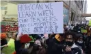  ?? Anadolu Agency/Getty Images ?? Students protest near Chicago public school headquarte­rs on Friday. Photograph: