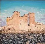  ?? ?? Sul mare. Nel 1615 Tsunenaga Rokuemon Hasekura soggiornò anche nel Castello di Santa Severa