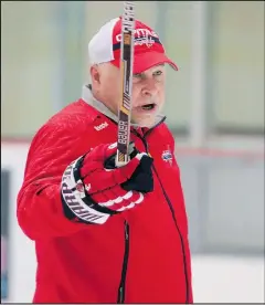  ?? POSTMEDIA NETWORK ?? Capitals coach Barry Trotz’s contact is up at the end of this season, while the Lightning’s Jon Cooper (right) is believed to have one more year left on his deal.