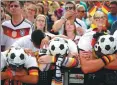  ?? REUTERS ?? Fans in Berlin can’t watch as Germany crashes out of the World Cup.