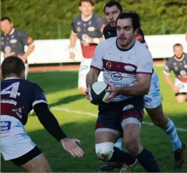  ??  ?? Rémi Gervais et les Grassois ne se rendront pas sur la pelouse de Chambéry demain. (DR)