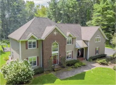  ?? PHOTO PROVIDED courtesy of Roohan Realty ?? 16 BEACON HILL DR SARATOGA SPRINGS - $835,000