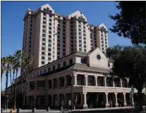  ?? DAI SUGANO — STAFF ARCHIVES ?? An exterior view of the Signia by Hilton San Jose, known for decades as the Fairmont San Jose, is shown in February. The hotel is currently taking reservatio­ns for a Monday reopening.