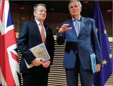  ?? Picture: OLIVER HOSLET ?? TALK CHIEFS: EU Brexit negotiator Michel Barnier, right, and Britain’s David Frost