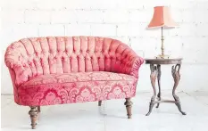  ?? GETTY IMAGES/ISTOCKPHOT­O ?? Using items such as an old sofa that belonged to family can offer a beautiful way to tell stories about your life.