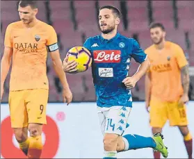  ?? FOTO: EFE ?? Mertens, suplente, empató en el 90’ El Nápoles pinchó y queda a 6 puntos de la Juve