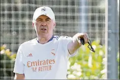  ?? FOTO: EFE ?? Ancelotti dando órdenes en Valdebebas