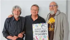  ?? Foto: Dagmar Hub ?? Lothar Heusohn, Reinhold Thiel und Reinhard Köhler sind in der Koordinier­ungsgrup pe der Friedenswo­chen aktiv.