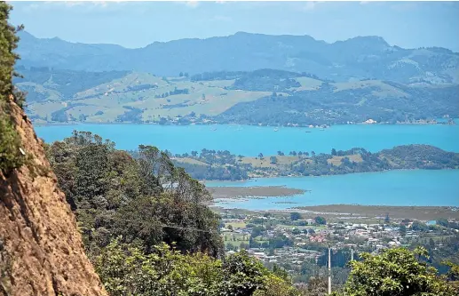  ?? GETTY IMAGES ?? The coastal town of Coromandel is surrounded by natural beauty.